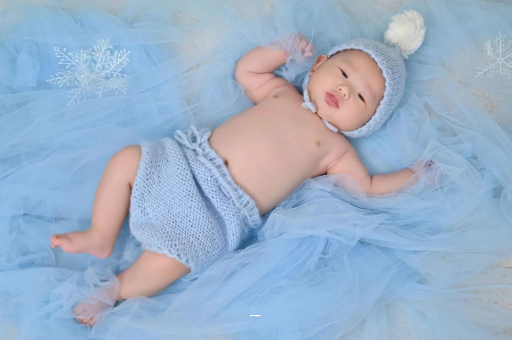 平湖宝宝老喊肚子疼还发烧